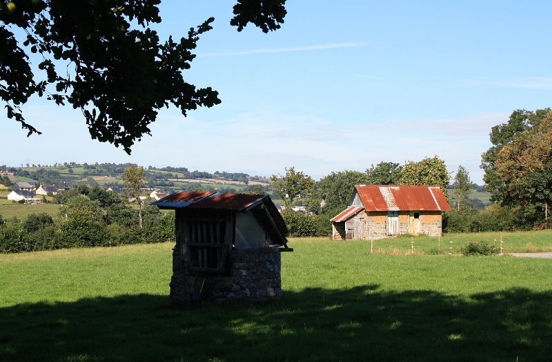 20110816 Boquet Bosquet Buildings 004.jpg